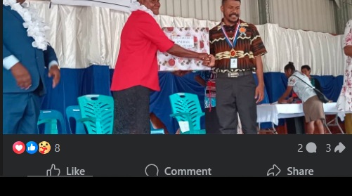 Award sponsorship presentation at Madang Christian Academy